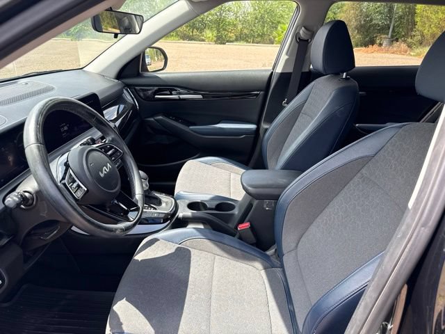 Used 2024 Kia Seltos S FWD image 9