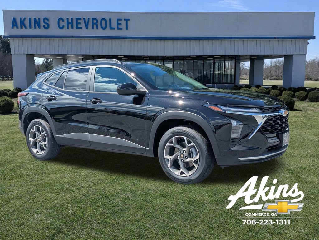 New 2026 Chevrolet Trax LT w/ LT Convenience Package FWD image 2