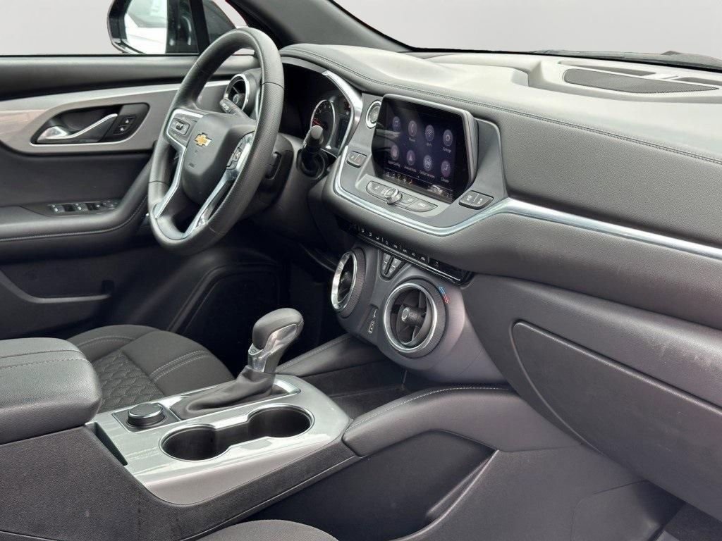 Used 2021 Chevrolet Blazer LT image 12