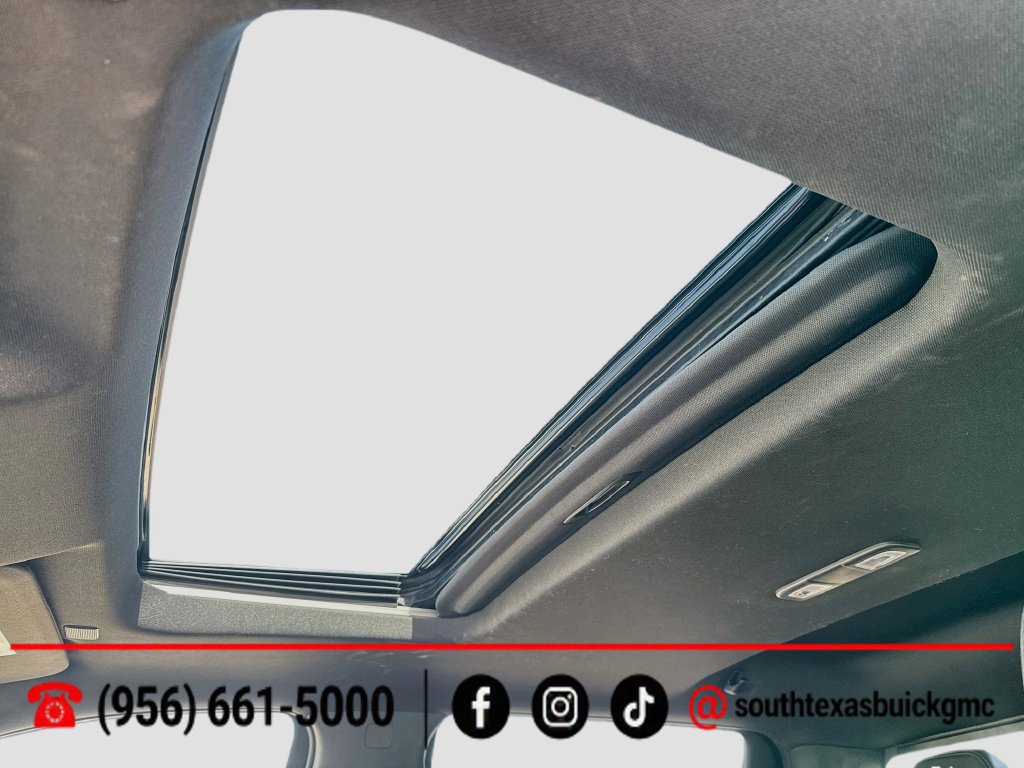 Used 2022 Chevrolet Silverado 1500 High Country AWD/4WD image 19