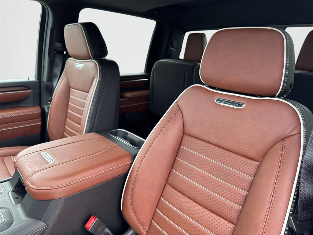 New 2026 GMC Sierra 2500 Denali Ultimate image 14