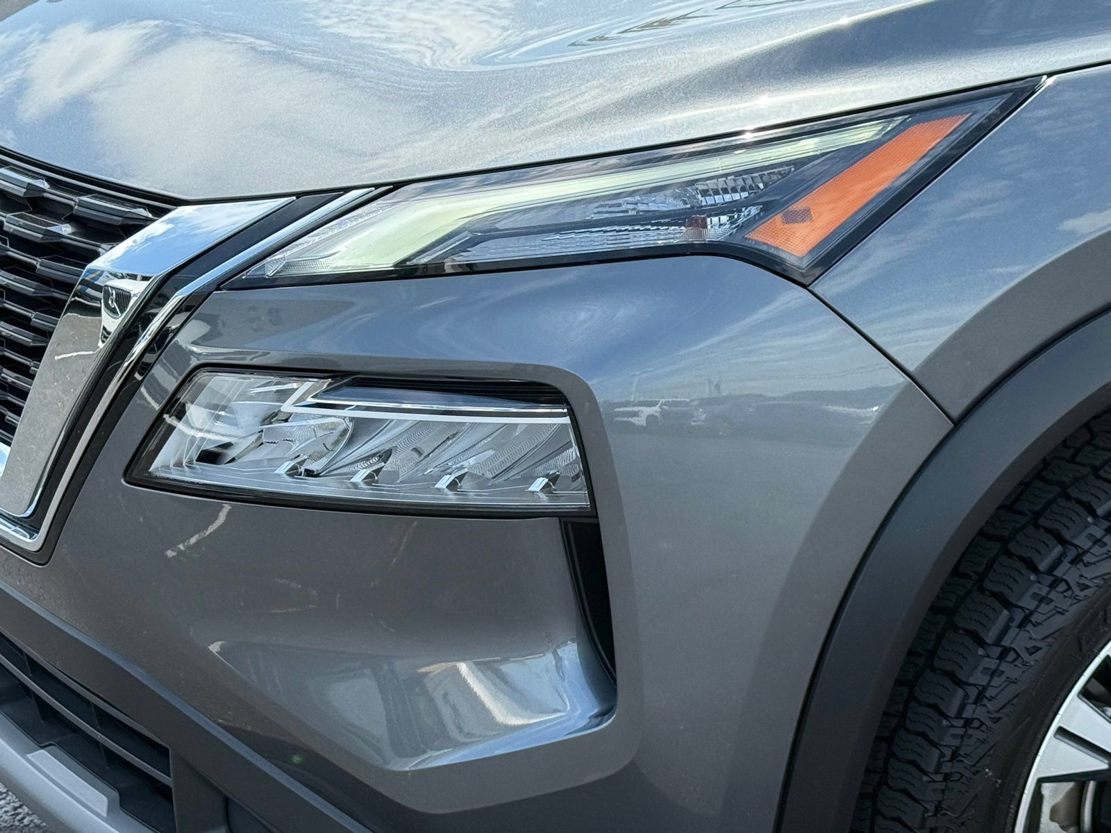 Used 2021 Nissan Rogue SV w/ Premium Package AWD/4WD image 10