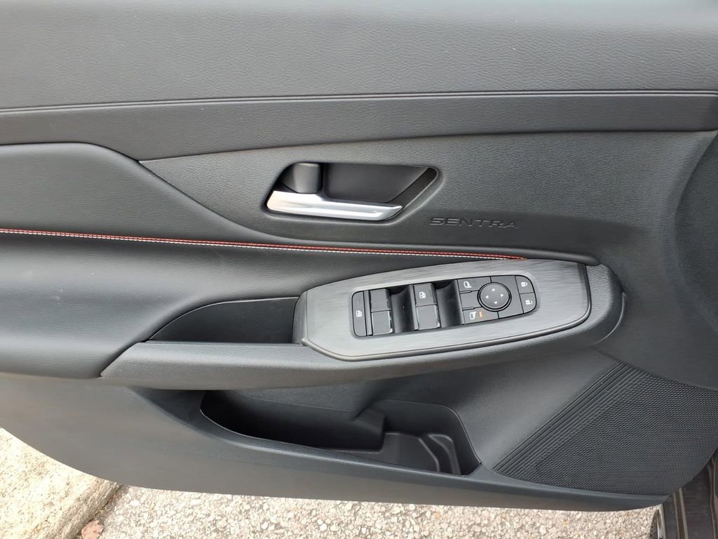 New 2026 Nissan Sentra SR w/ SR All Weather Package FWD image 5
