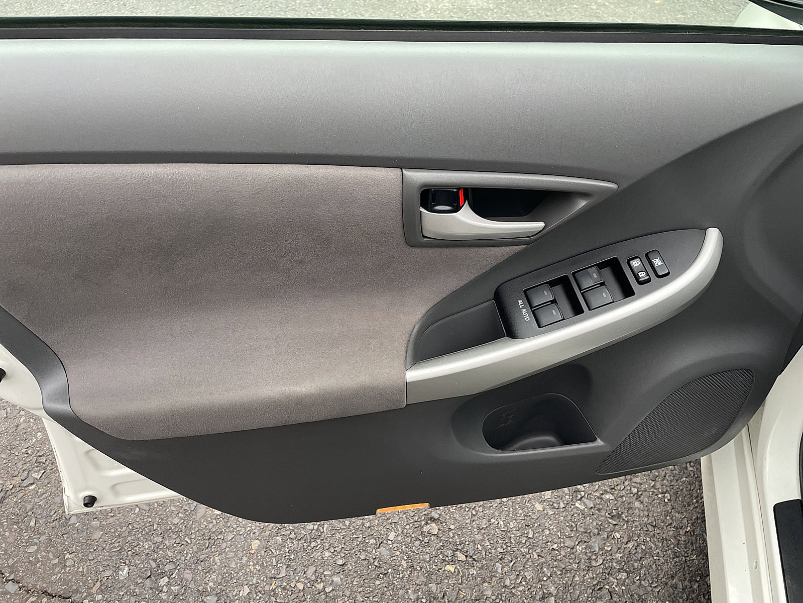 Used 2010 Toyota Prius Two image 27