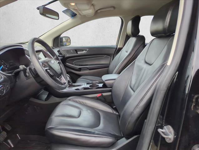 Certified 2018 Ford Edge Titanium w/ Technology Package image 14