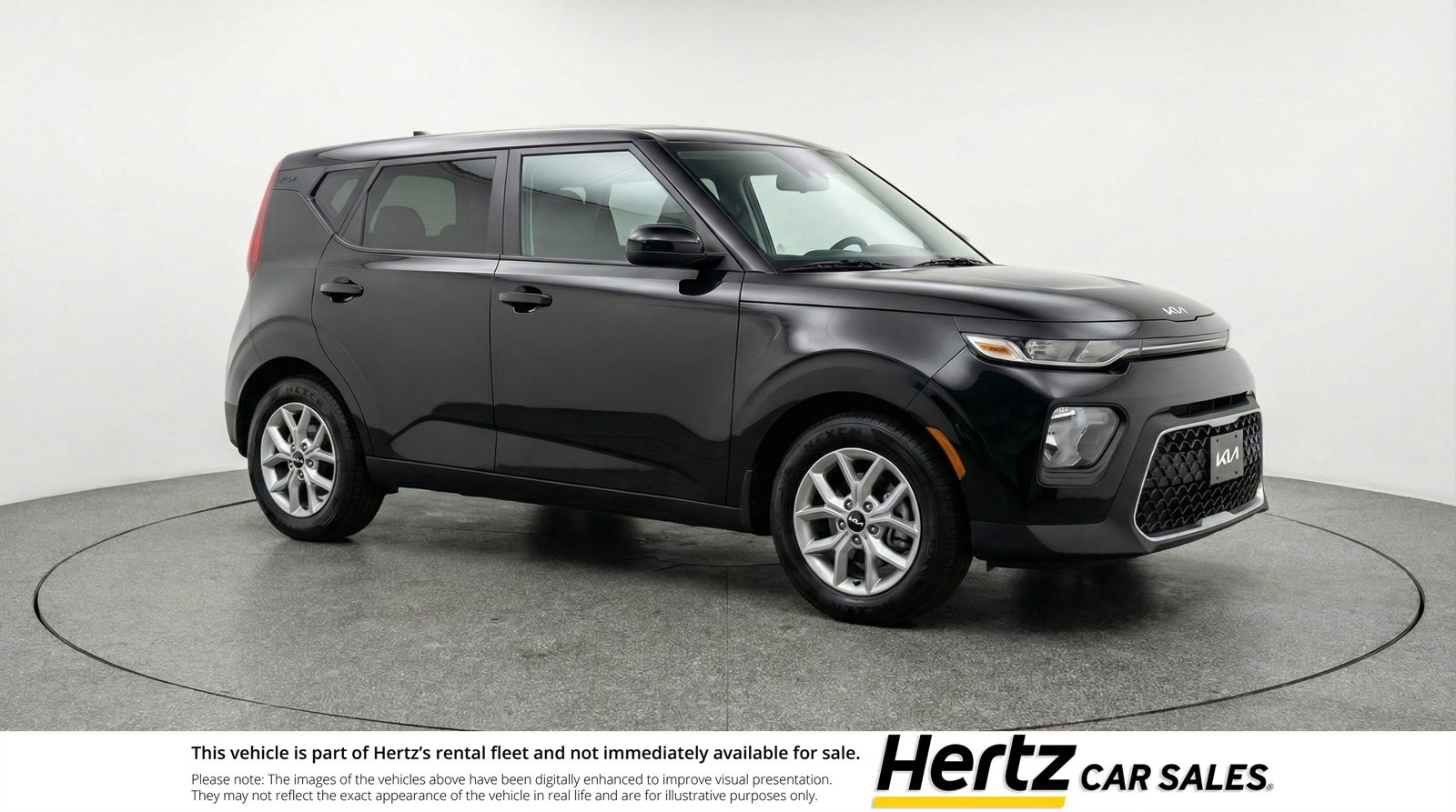 Used 2025 Kia Soul LX w/ LX Technology Package FWD image 1