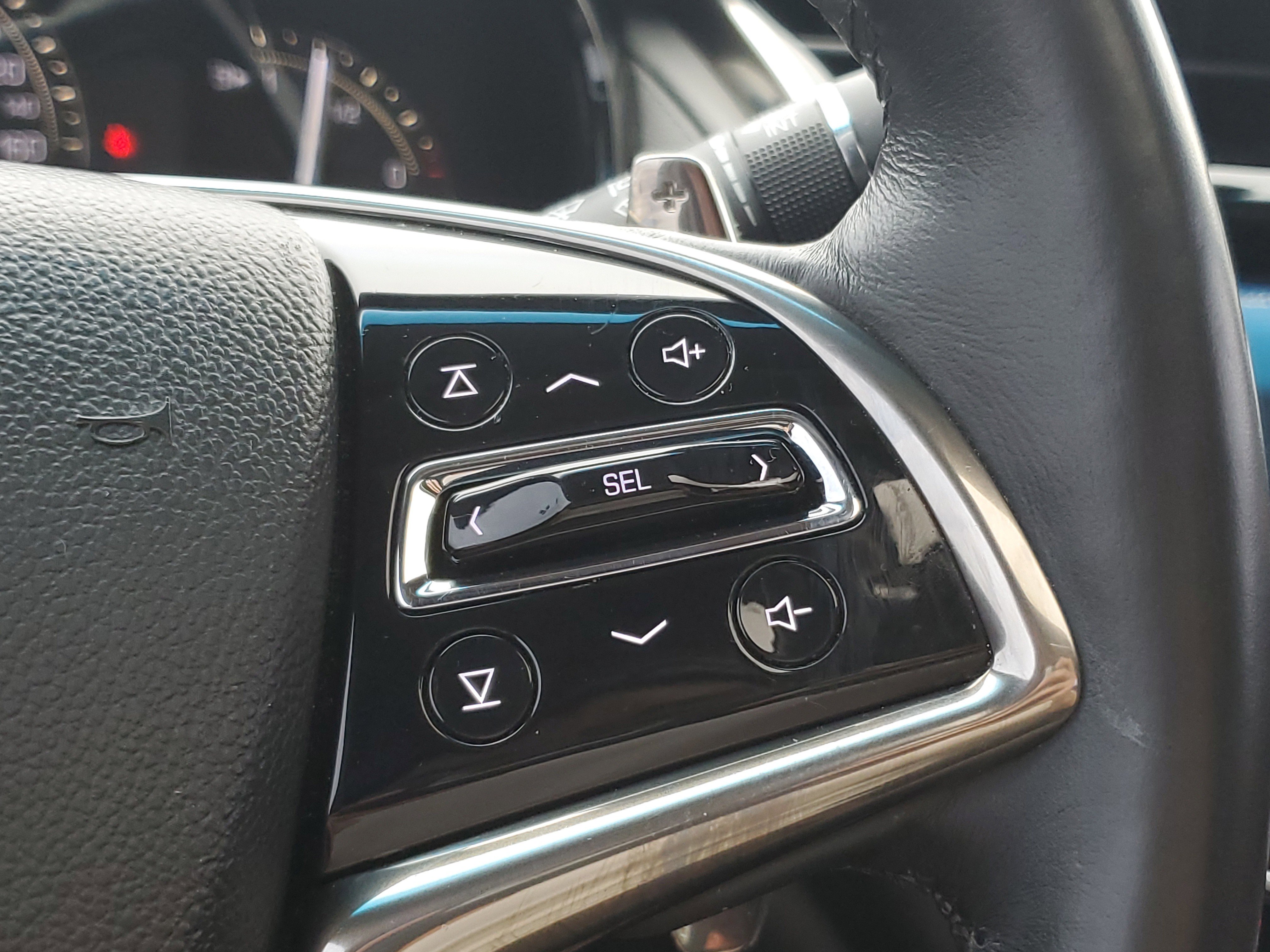 Used 2018 Cadillac CTS Luxury image 21