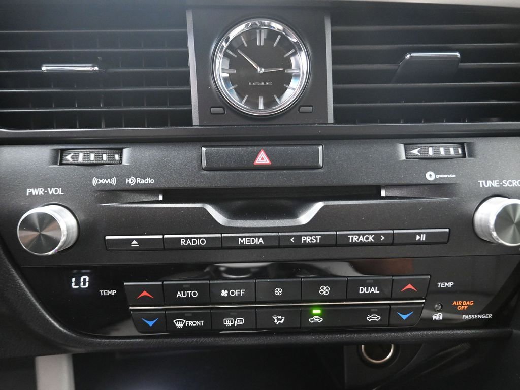 Used 2019 Lexus RX 350 FWD w/ Accessory Package image 9