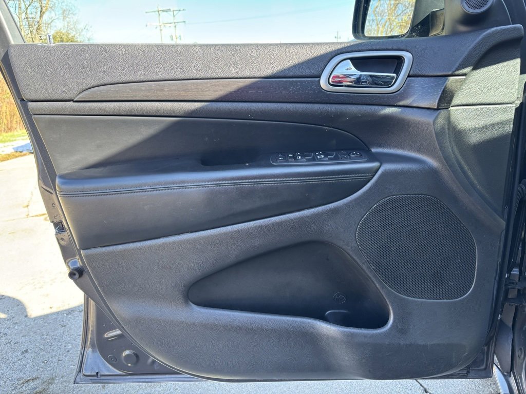 Used 2018 Jeep Grand Cherokee Altitude image 18