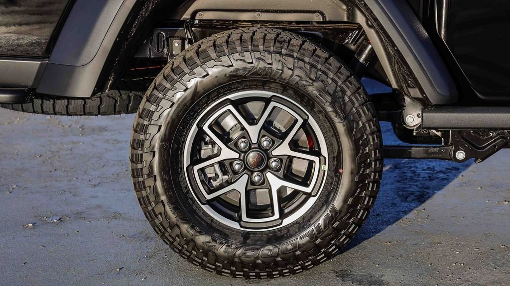 New 2026 Jeep Gladiator Rubicon w/ Steel Bumper Group AWD/4WD image 12