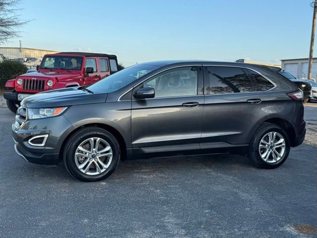 Used 2017 Ford Edge Titanium w/ Equipment Group 301A AWD/4WD image 4