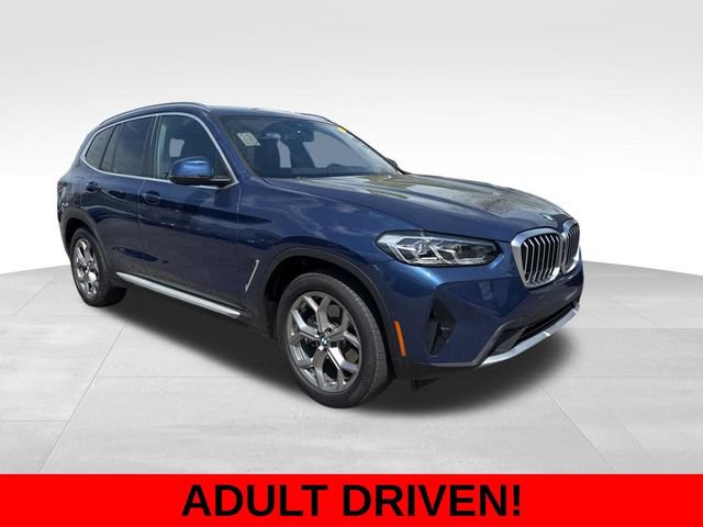 Used 2024 BMW X3 xDrive30i w/ Premium Package AWD/4WD image 2