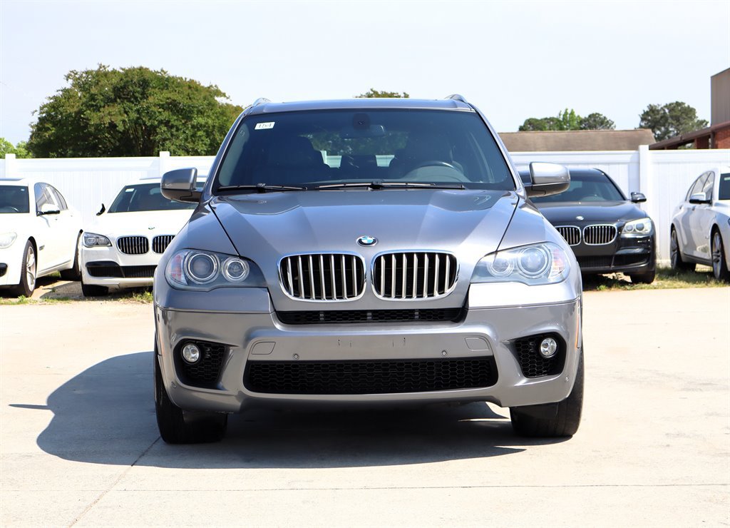 Used 2011 BMW X5 xDrive50i AWD/4WD image 2