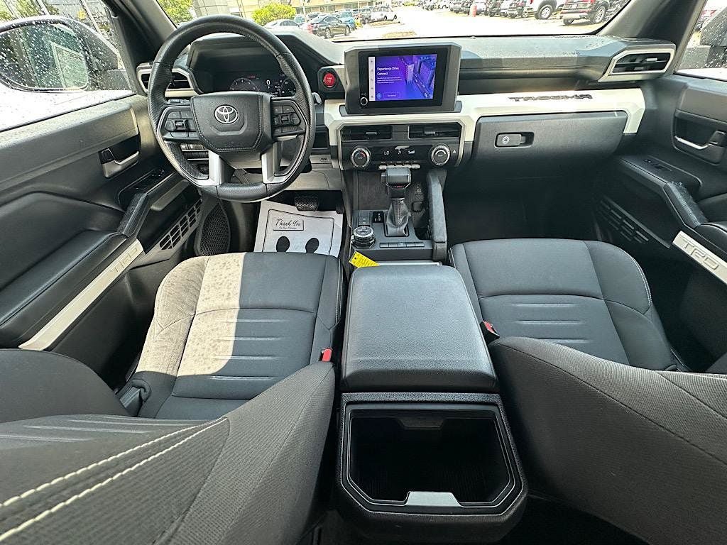 Certified 2024 Toyota Tacoma TRD Off-Road AWD/4WD image 16
