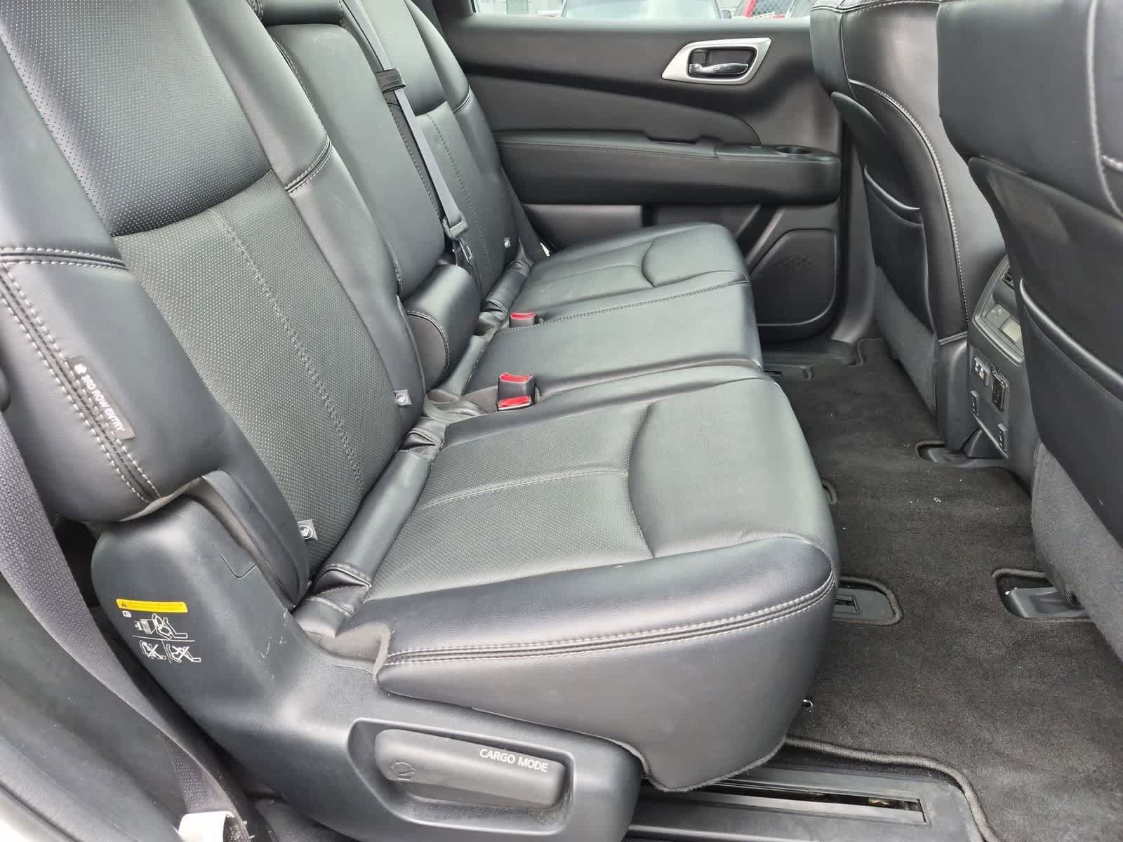 Used 2019 Nissan Pathfinder Platinum AWD/4WD image 21