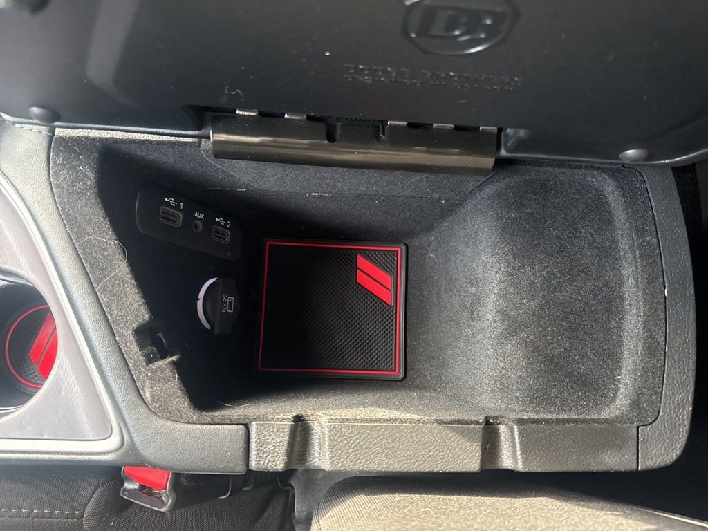 Used 2022 Dodge Challenger GT image 31