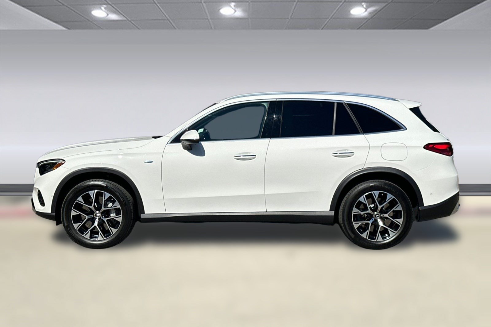 Certified 2025 Mercedes-Benz GLC 350e 4MATIC image 2