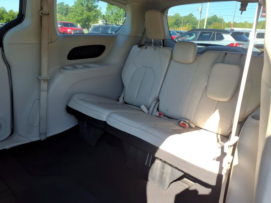 Used 2021 Chrysler Voyager Lxi FWD image 13