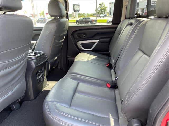 Used 2021 Nissan Titan SV w/ SV Convenience Package RWD image 14