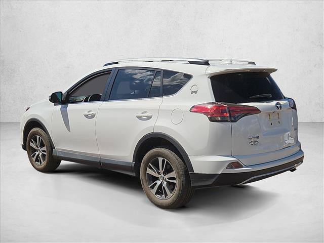 Used 2018 Toyota RAV4 XLE FWD image 9