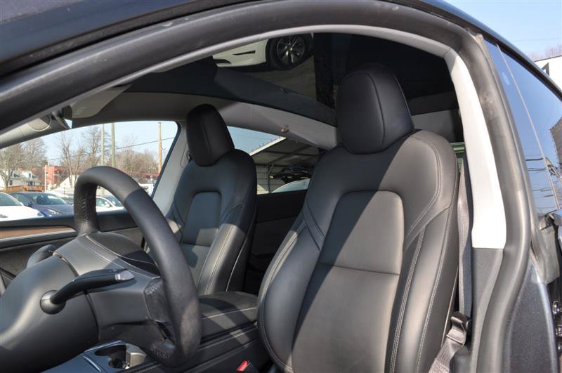 Used 2024 Tesla Model Y Long Range AWD/4WD image 10