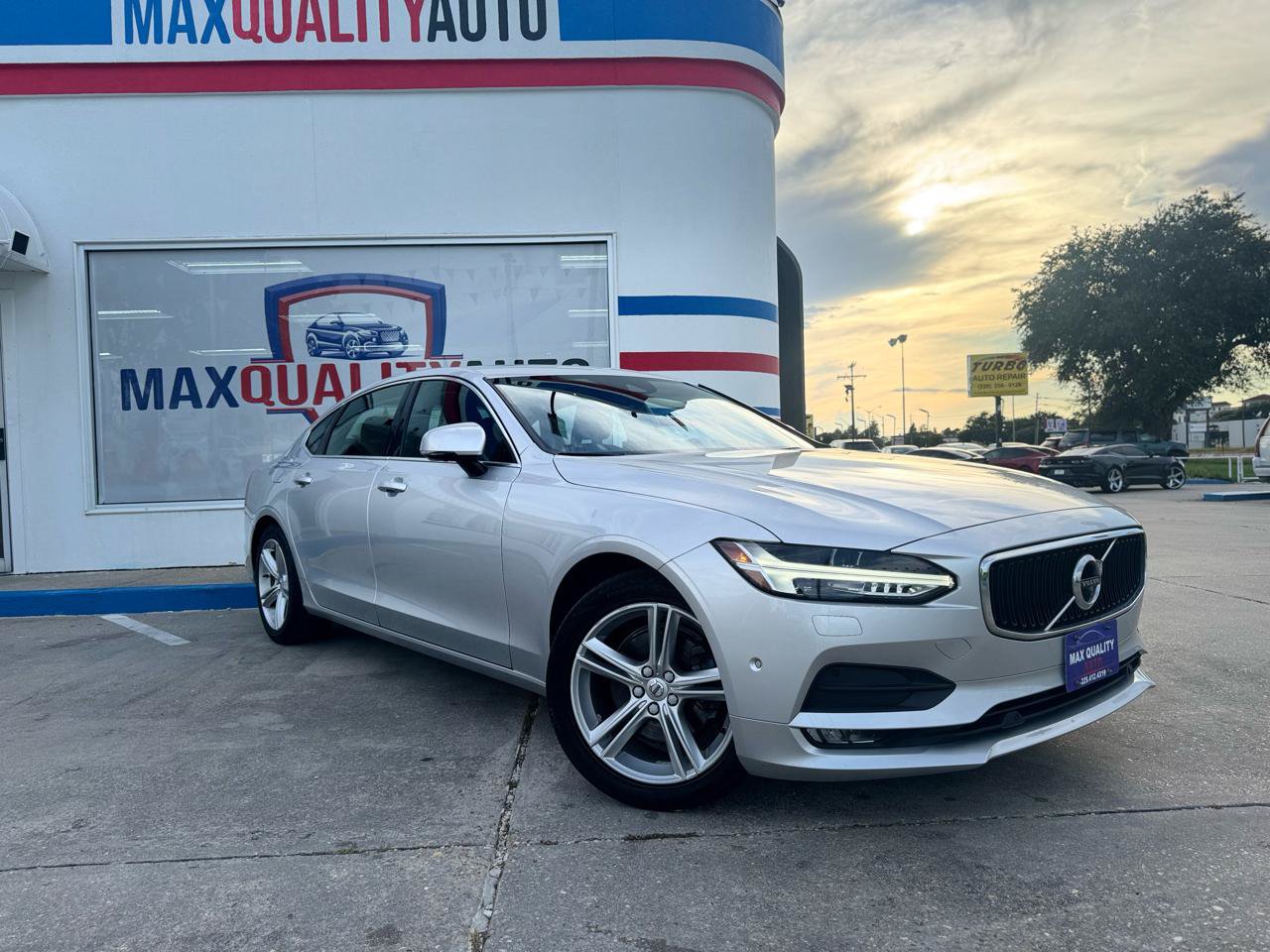 Used 2018 Volvo S90 T5 Momentum w/ Convenience Package AWD/4WD image 17
