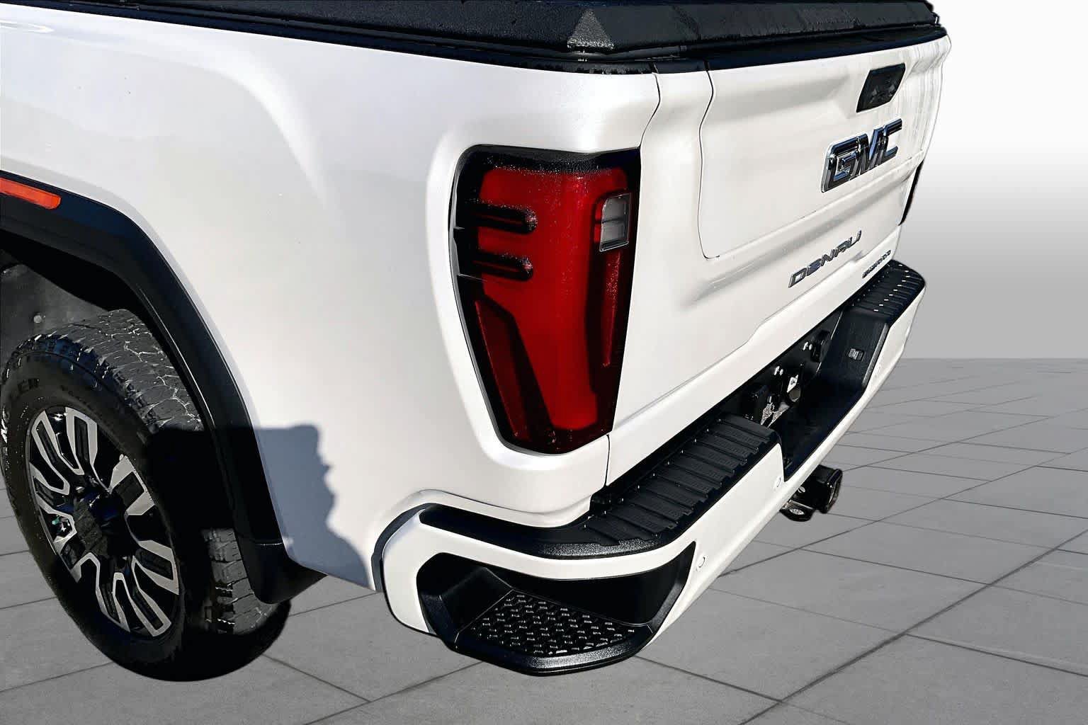 Used 2025 GMC Sierra 2500 Denali Ultimate w/ Max Trailering Package AWD/4WD image 29