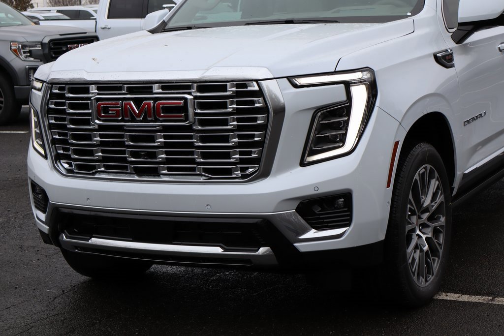 New 2026 GMC Yukon XL Denali w/ Denali Reserve Package image 4