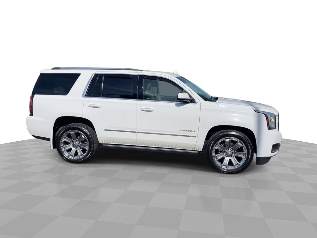 Used 2016 GMC Yukon Denali w/ Enhanced Security Package AWD/4WD image 9