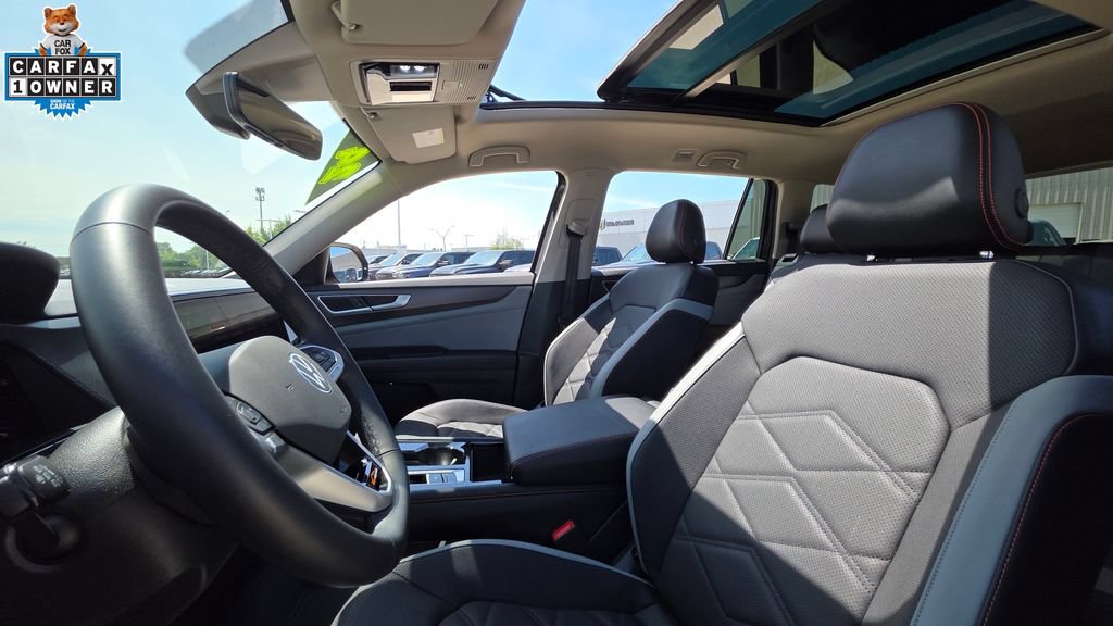 Used 2024 Volkswagen Atlas Peak Edition SEL AWD/4WD image 23