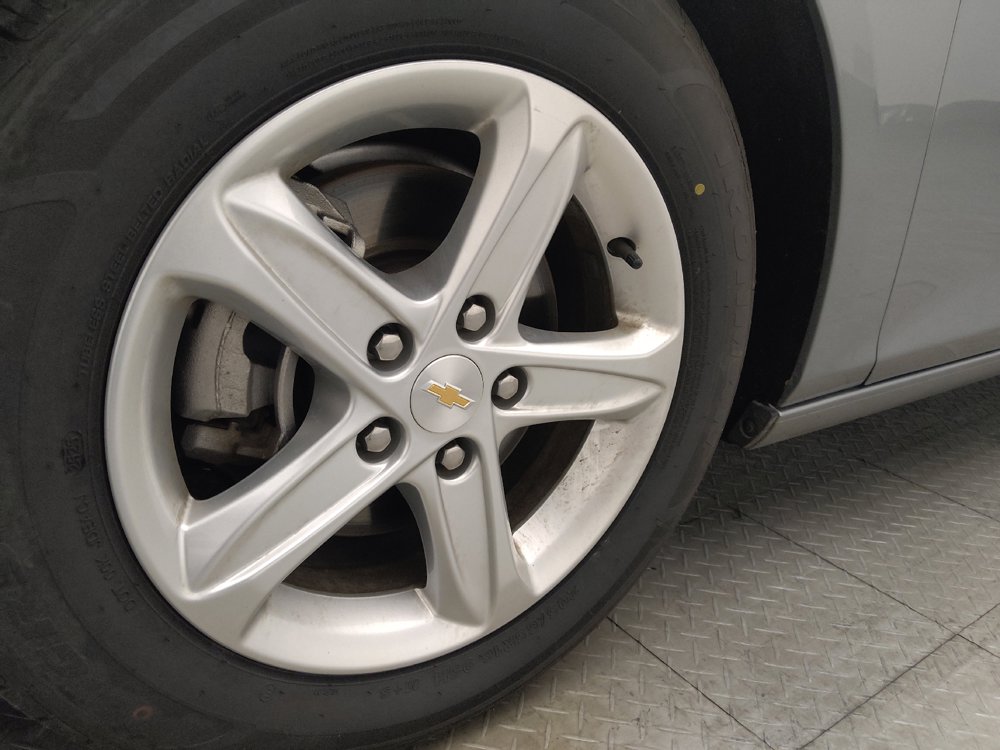 Used 2024 Chevrolet Malibu LT FWD image 31