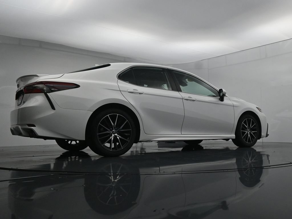 Used 2024 Toyota Camry SE FWD image 35