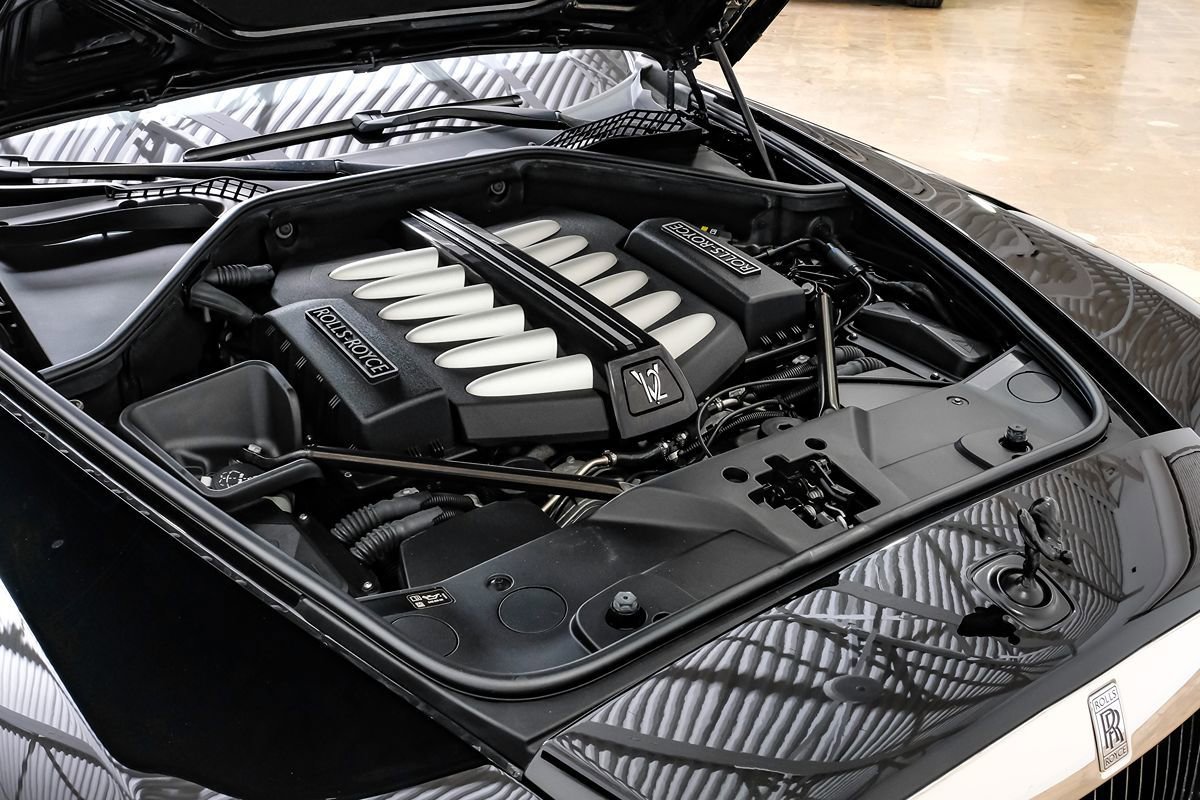 Used 2016 Rolls-Royce Dawn image 44
