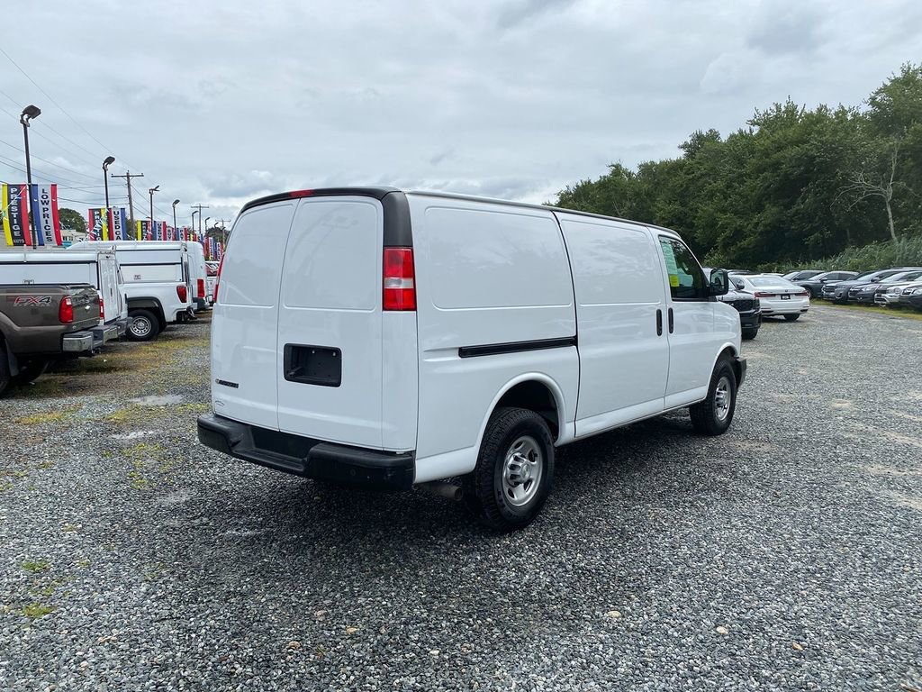 Used 2021 Chevrolet Express 2500 image 5