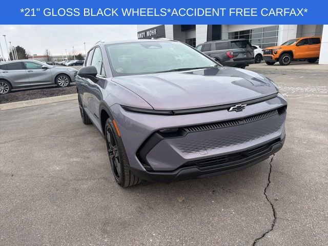 Used 2026 Chevrolet Equinox EV LT w/ LPO, Blackout Package image 3