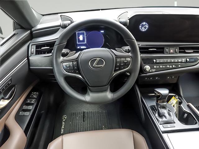 Used 2023 Lexus ES 250 w/ Premium Package AWD/4WD image 13