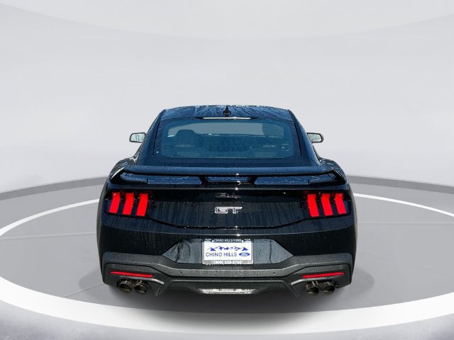 Used 2026 Ford Mustang GT Premium w/ GT Performance Package RWD image 5