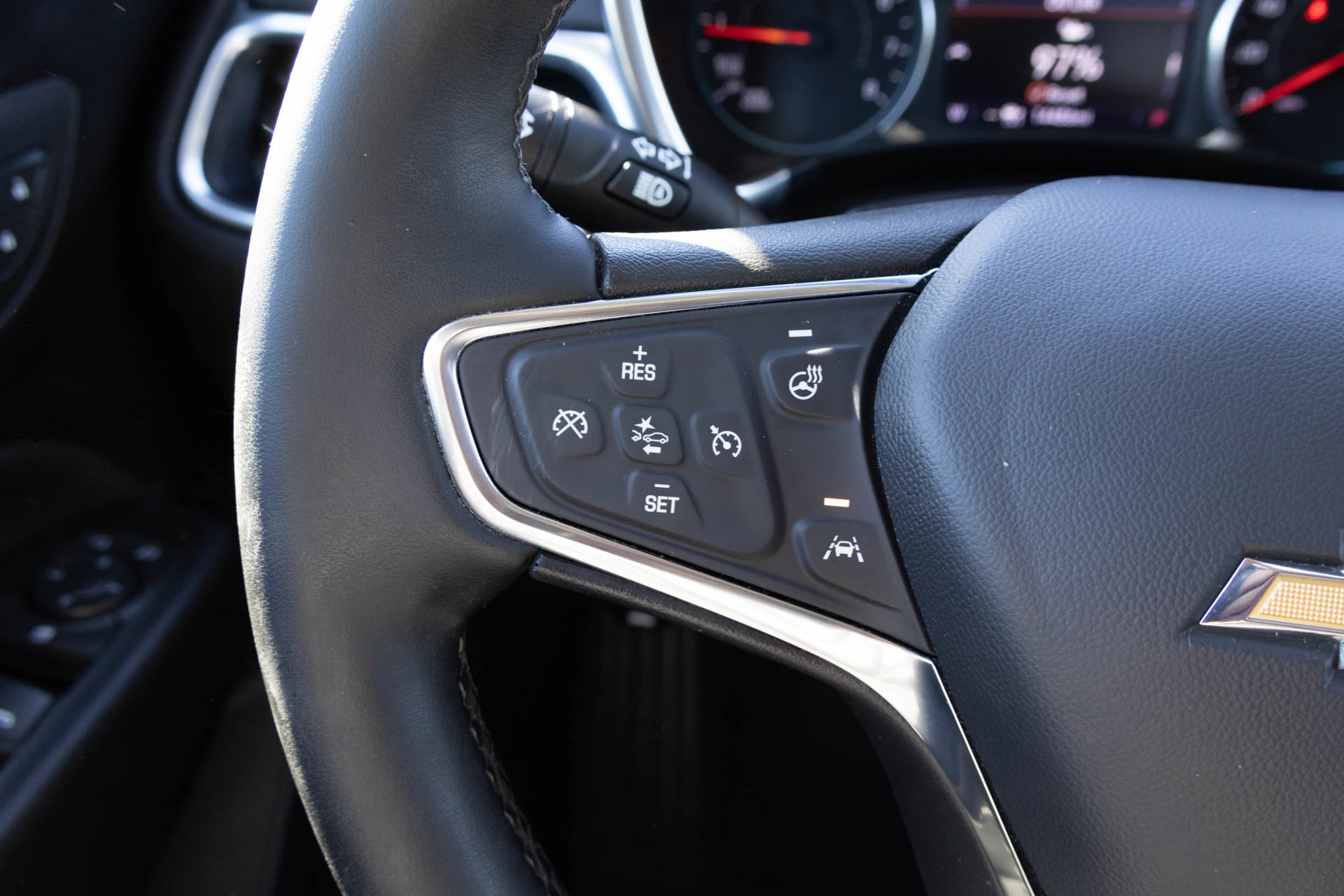 Used 2024 Chevrolet Equinox LT FWD image 26