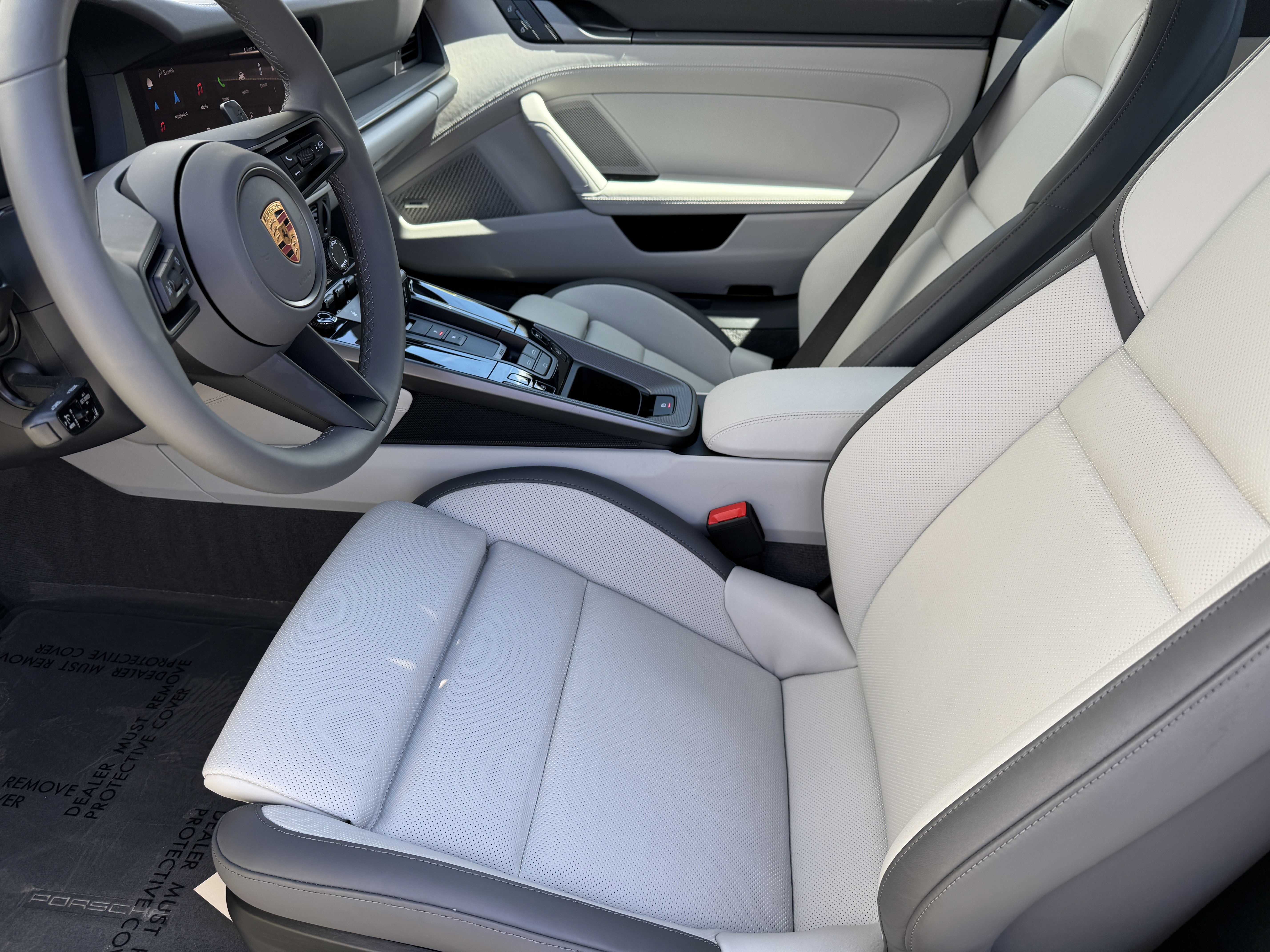 Certified 2025 Porsche 911 Carrera image 4