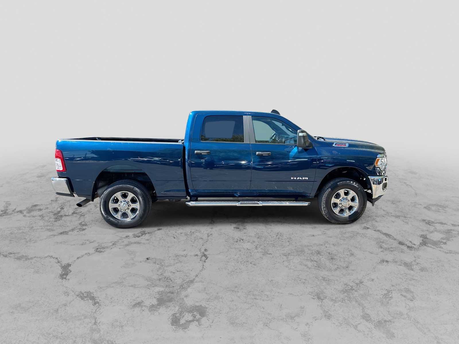 Certified 2024 RAM 2500 Big Horn AWD/4WD image 8