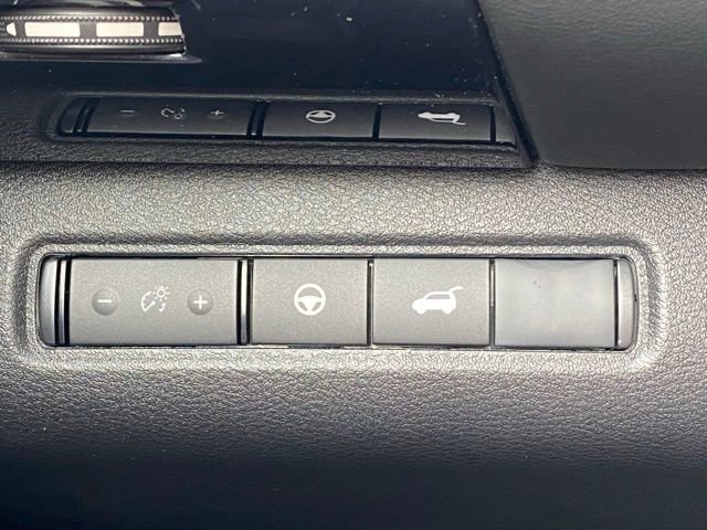 New 2026 Nissan Pathfinder SV AWD/4WD image 15