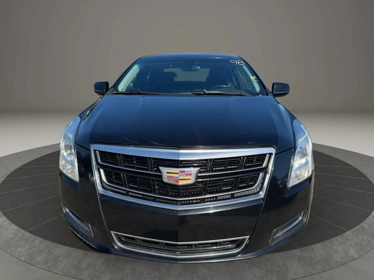 Used 2017 Cadillac XTS FWD image 2