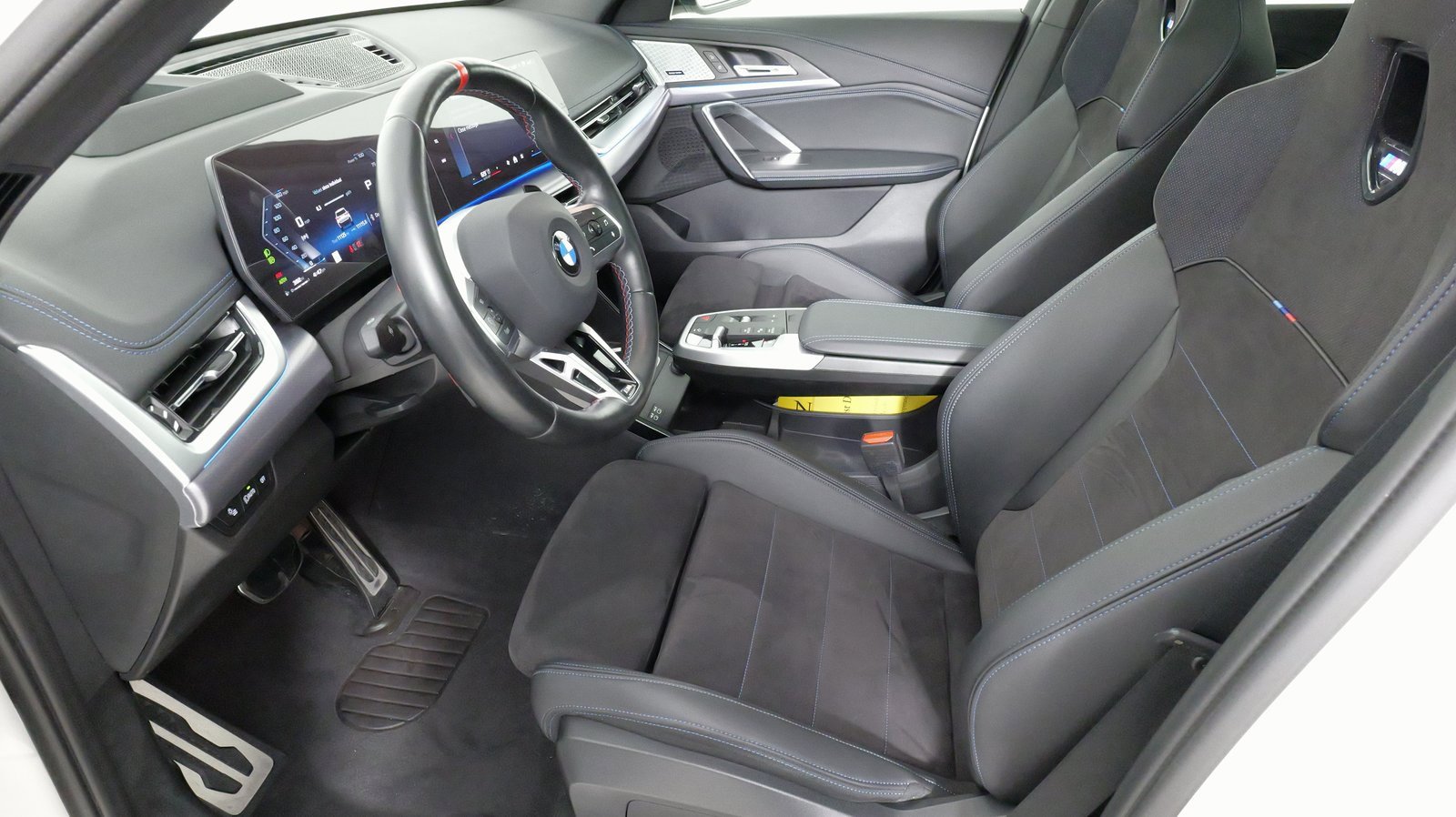 Used 2024 BMW X1 M35i w/ Premium Package image 35