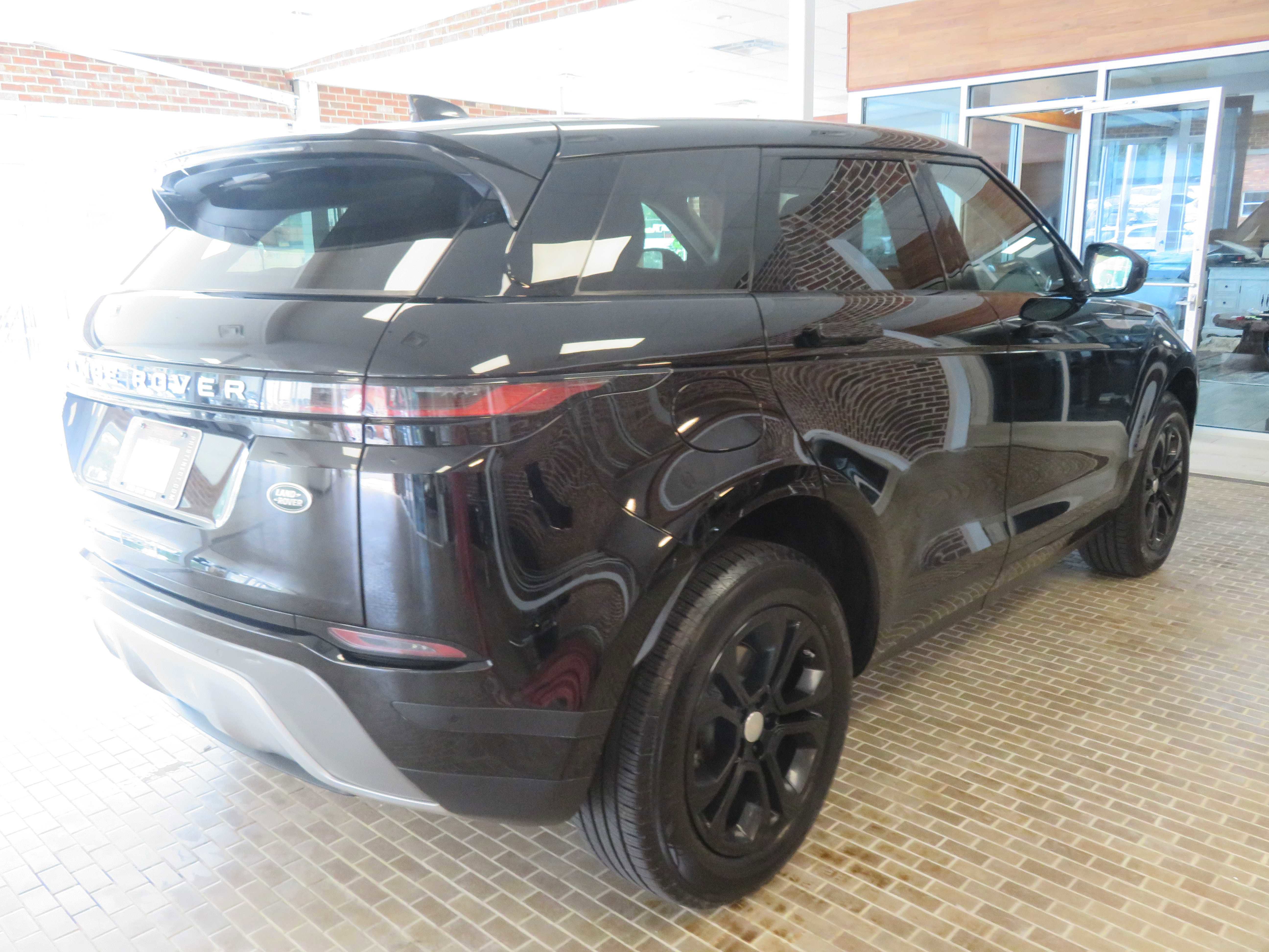 Used 2020 Land Rover Range Rover Evoque S image 60