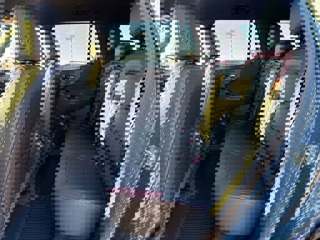 New 2026 Chevrolet Equinox RS w/ LPO, Floor Liner Package image 10