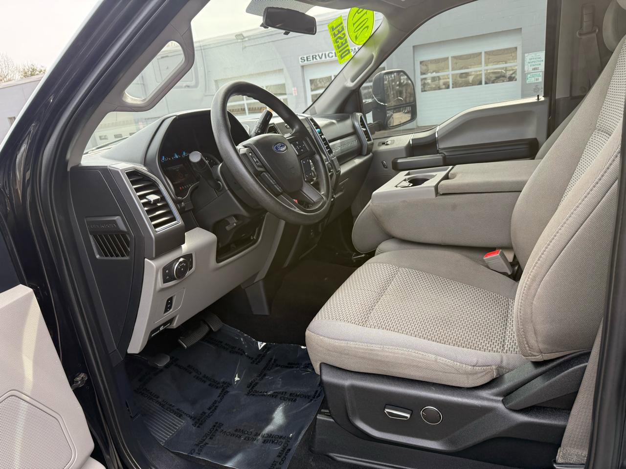 Used 2019 Ford F250 XLT w/ XLT Value Package image 31