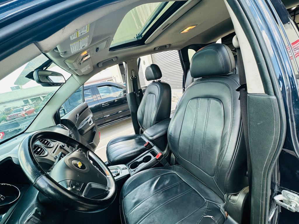 Used 2015 Chevrolet Captiva Sport LT w/ Convenience Package FWD image 16