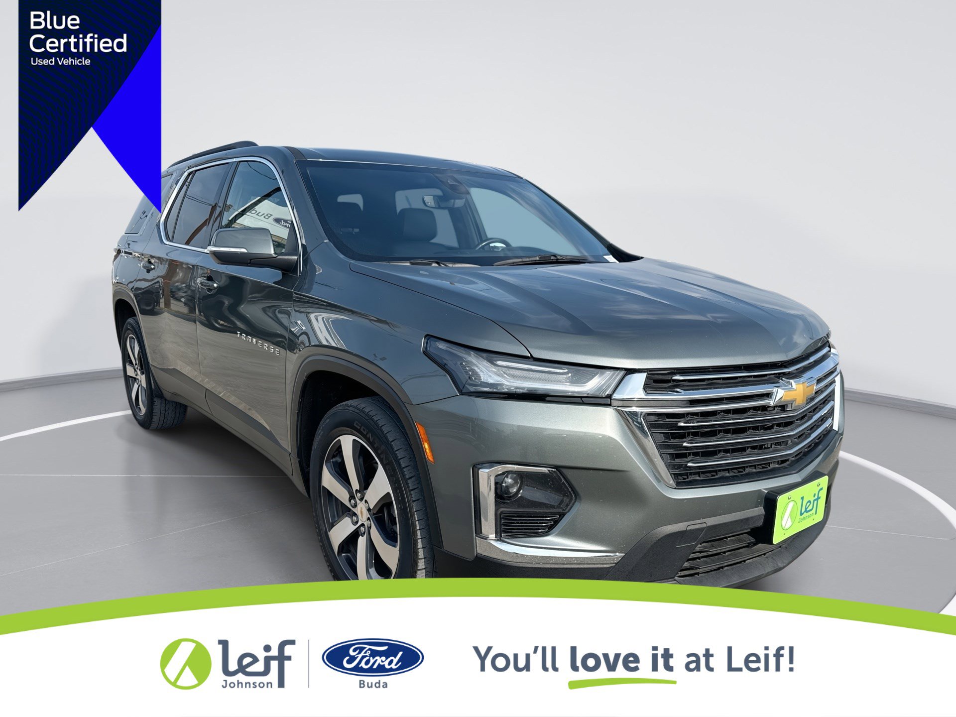 Used 2022 Chevrolet Traverse LT w/ LT Premium Package image 1