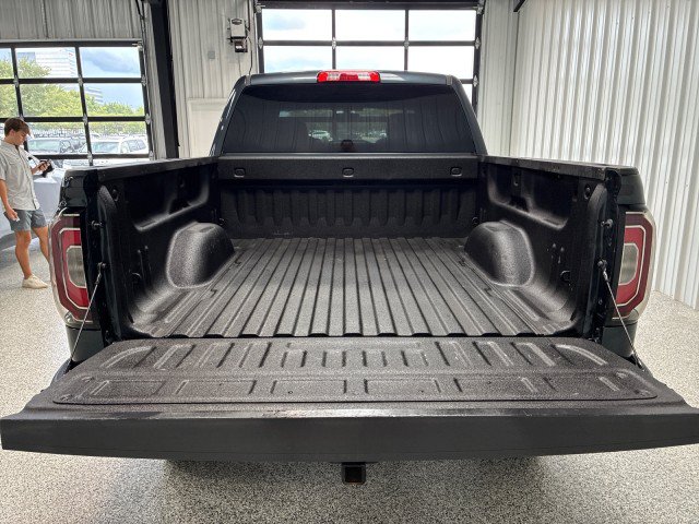 Used 2018 GMC Sierra 1500 SLT w/ SLT Premium Package AWD/4WD image 25