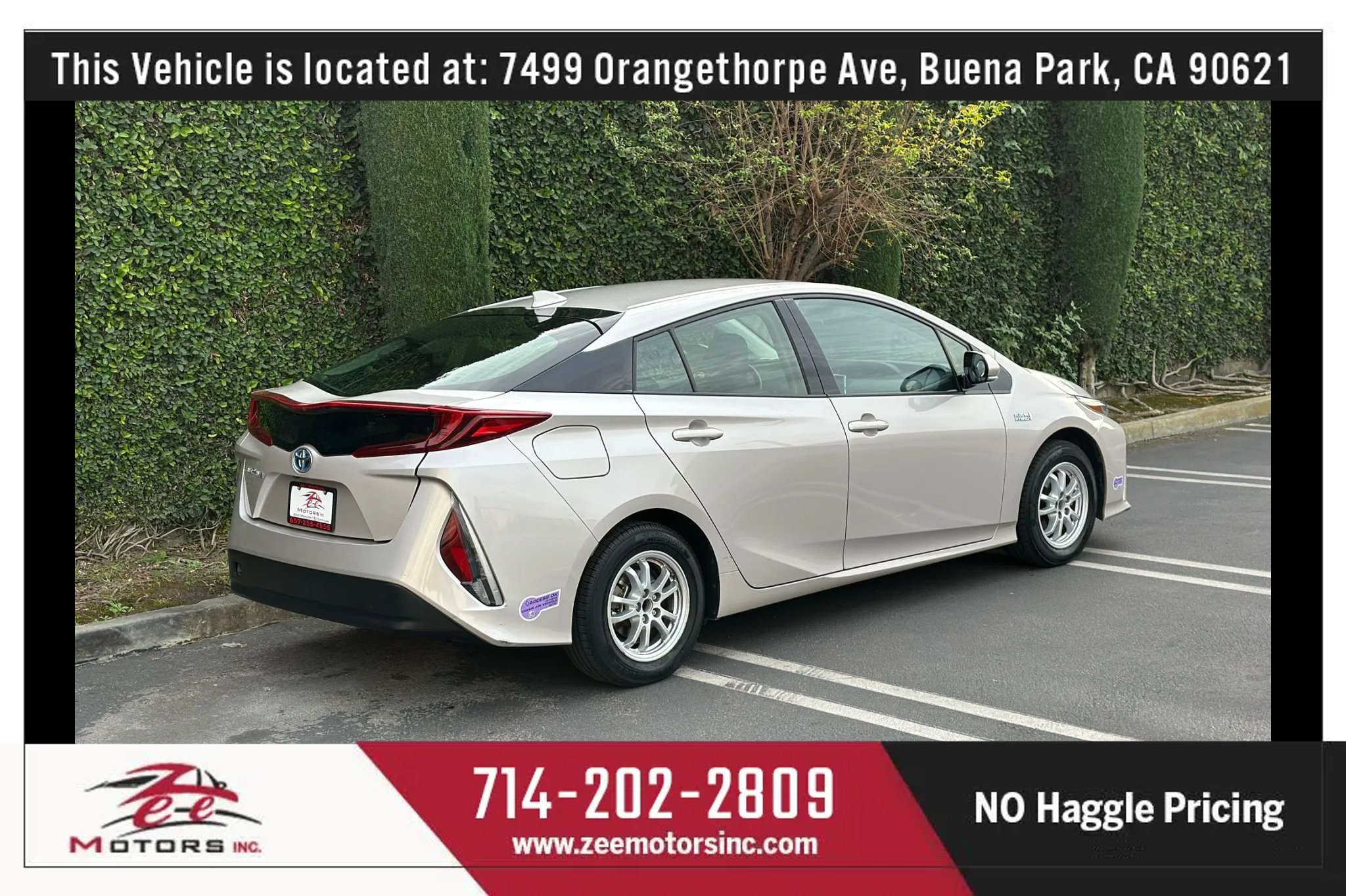 Used 2019 Toyota Prius Prime Plus w/ Carpet Mat Package FWD image 7